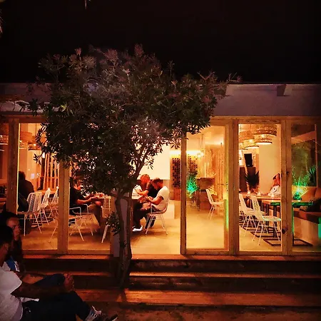 Banti Hotel *